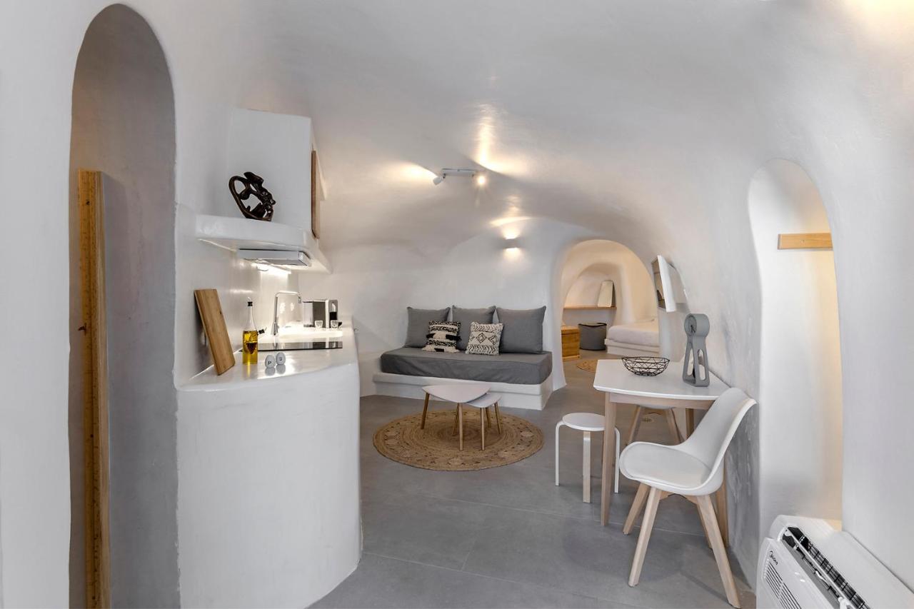 Antron Cave House Apartment *